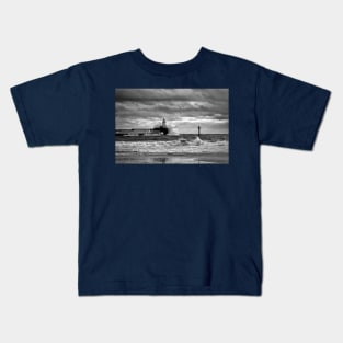 Storm at the mouth of the River Blyth - Monochrome Kids T-Shirt